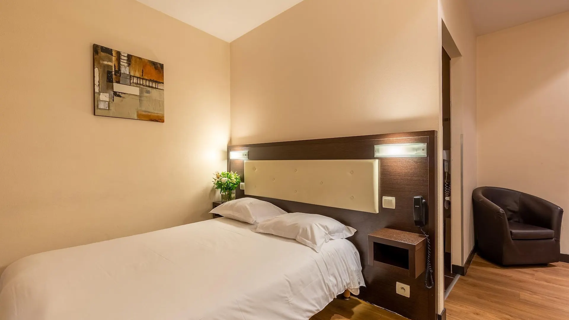 Hotel Le Florin Rennes Frankrijk